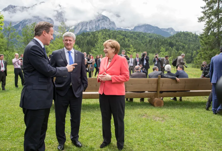 Zanimljivije od sankcija Putinu i klime: fotografije sa G7 summita zapalile dru&scaron;tvene mreže
