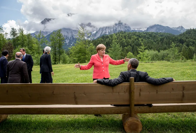 Zanimljivije od sankcija Putinu i klime: fotografije sa G7 summita zapalile dru&scaron;tvene mreže
