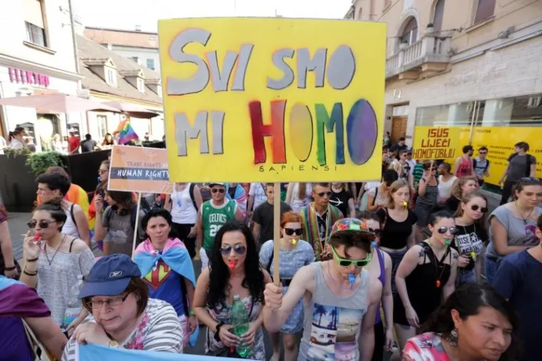 Povorka ponosa: Tisuće ljudi pro&scaron;etalo Zagrebom i za&scaron;arenilo ga duginim bojama