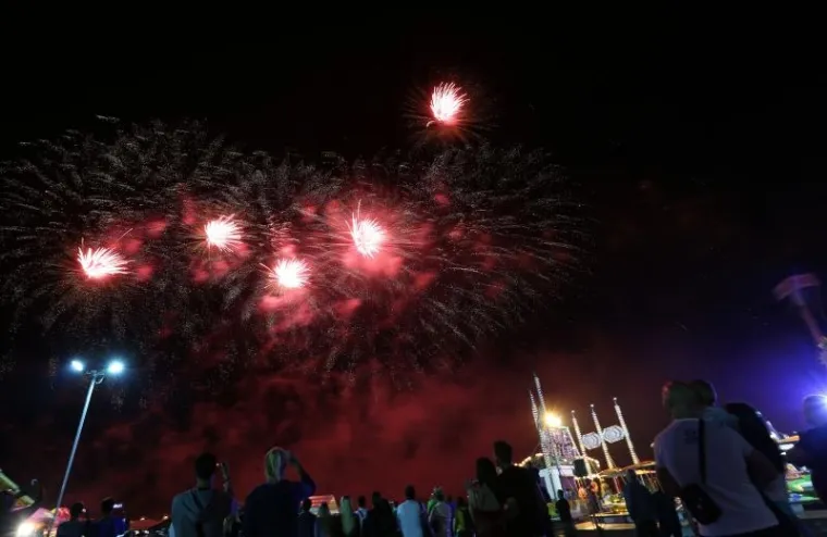 Na jezeru Bundek održana finalna večer Međunarodnog festivala vatrometa.
