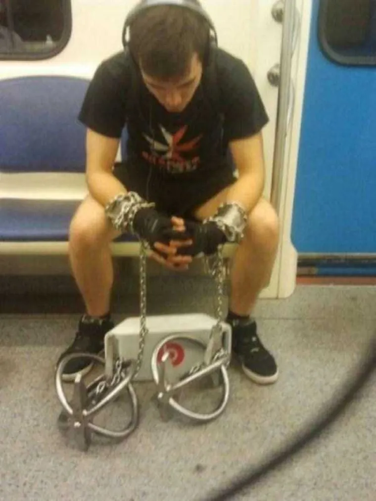 JOŠ MALO PROKLETSTVA: Tko nam je kriv kad se moramo voziti u javnom prijevozu