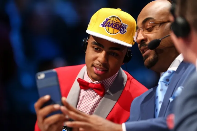 D'Angelo Russell zavr&scaron;io je na kraju u Lakersima