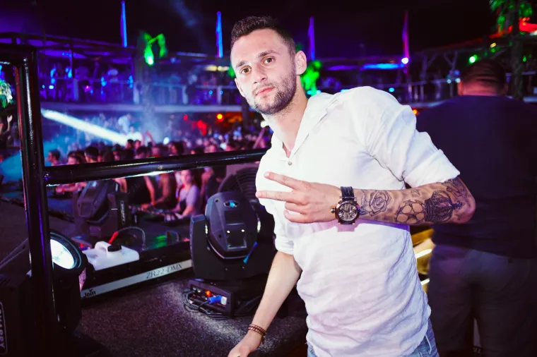 U beach clubu NOA na Zrću sinoć se zabavljao Marcelo Brozović, hrvatski reprezentativac i igrač Intera.