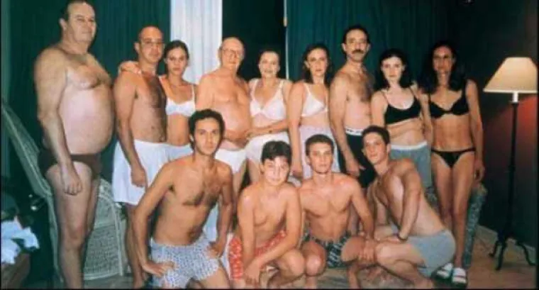 TEŠKO OBJAŠNJIVO: Obiteljske fotografije koje prelaze granicu ukusa i razuma