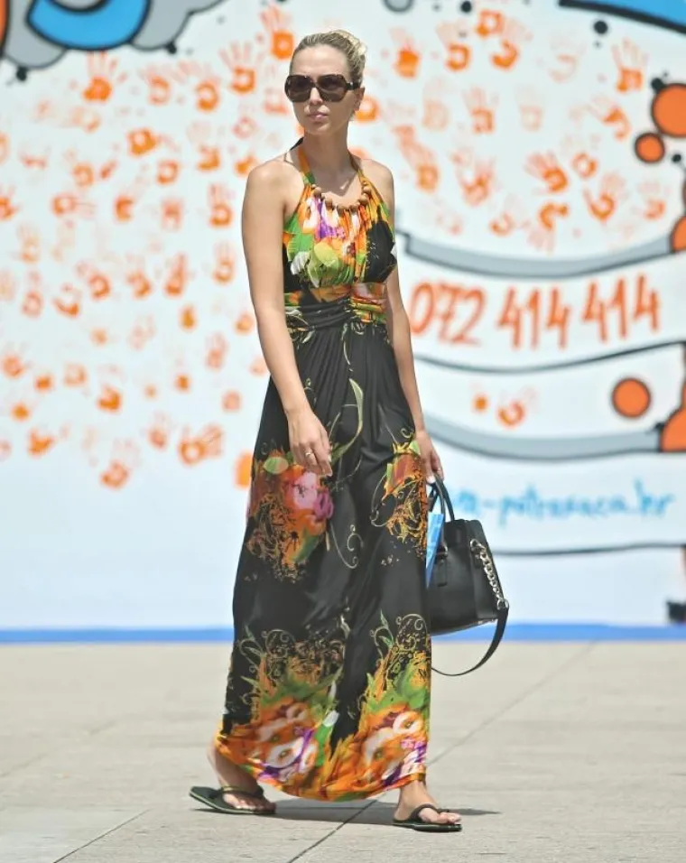 LJETNI STIL: Zagrepčanke mamile poglede u &scaron;etnji na užarenoj &scaron;pici