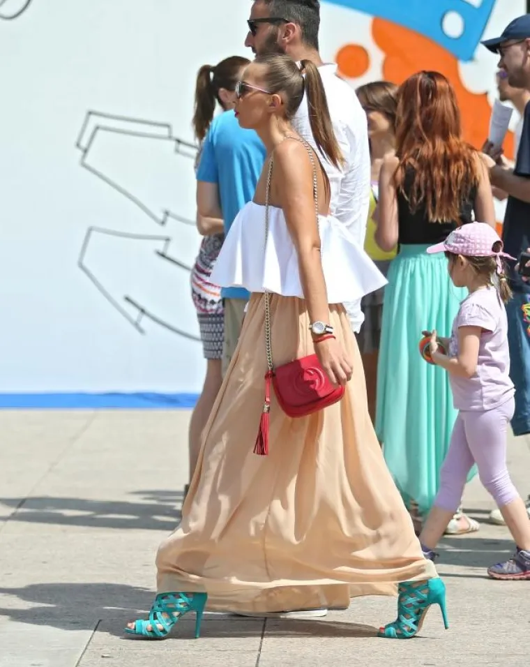 LJETNI STIL: Zagrepčanke mamile poglede u &scaron;etnji na užarenoj &scaron;pici