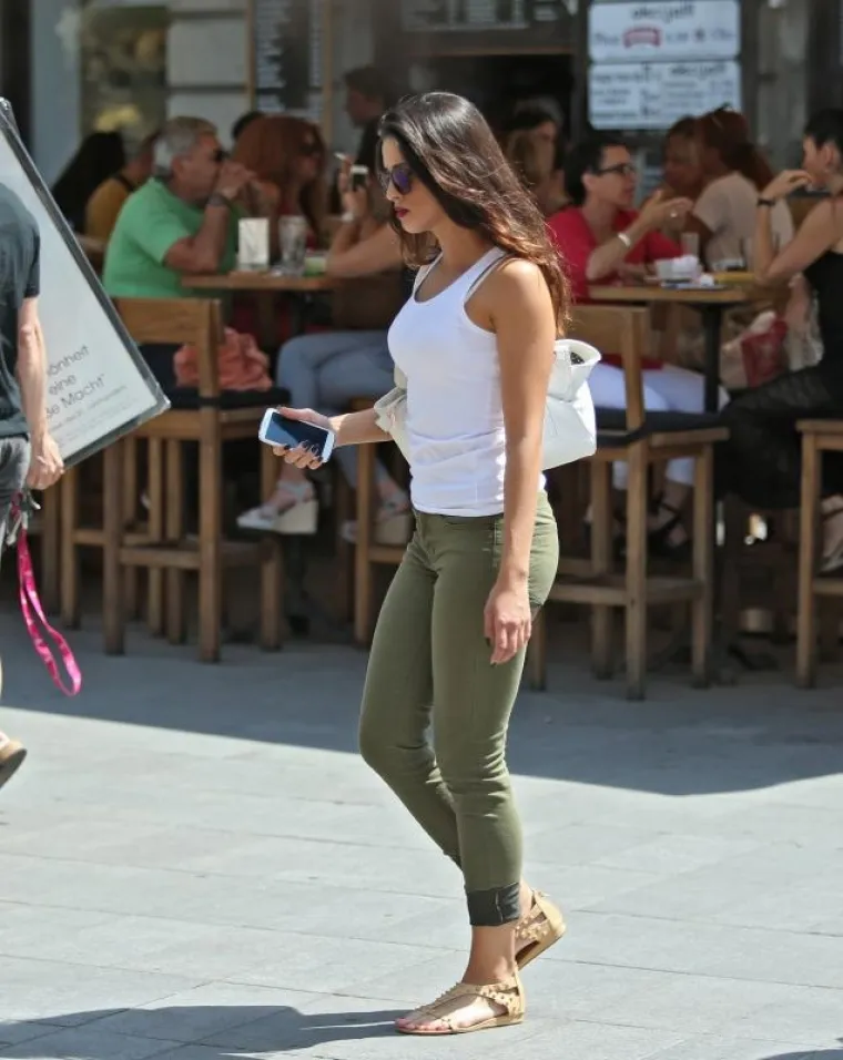 LJETNI STIL: Zagrepčanke mamile poglede u &scaron;etnji na užarenoj &scaron;pici