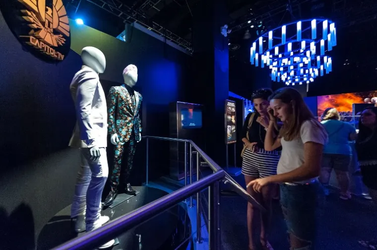 "Bilo je puno emocija. Nisam to očekivala", rekla je 24-godišnja Lawrence, glavna junakinja filma. "Ima tu puno stvari koje bih sebi sačuvala", dodala je glumica koja u filmu utjelovljuje prkosnu tinejdžericu Katniss Everdeen.