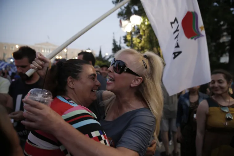 Protivnici mjera štednje na ulicama Atene slave pobjedu na referendumu