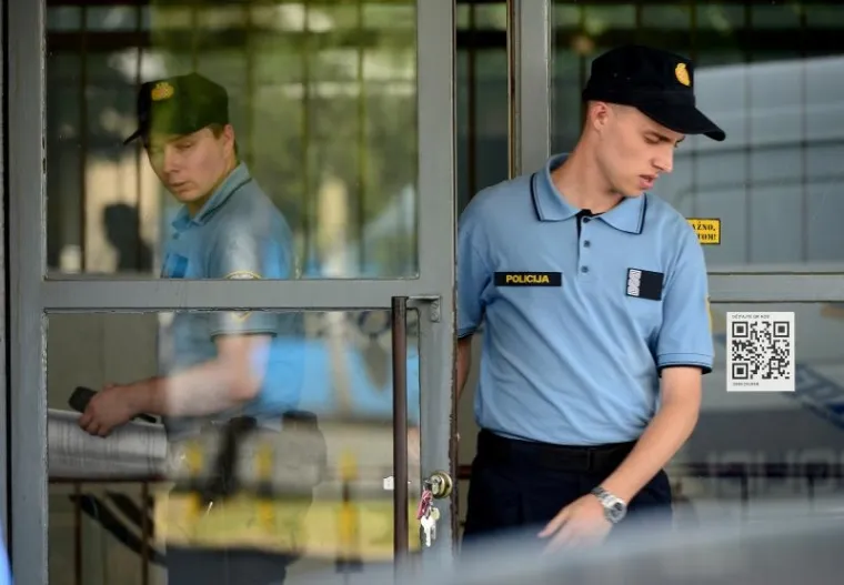 Lopovi uspjeli opljačkati i glavnu poštu u metropoli