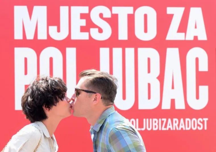 Na vidikovcu ispred kule Lotrščak otvoreno Mjesto za poljubac