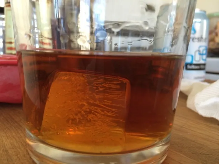 Alkohol tolko snažan da led tone