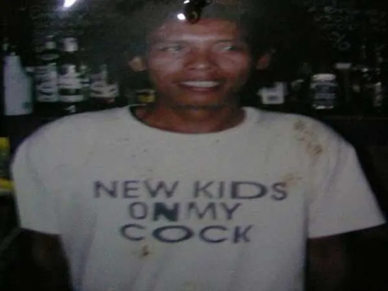 Kao &scaron;to ljudi s tetovažama kineskih znakova vjerojatno po sebi imaju ispisane kojekakve smije&scaron;ne stvari, tako i Azijati nose majice s potpuno neprikladnim natpisima jer ih jednosatno ne razumiju.