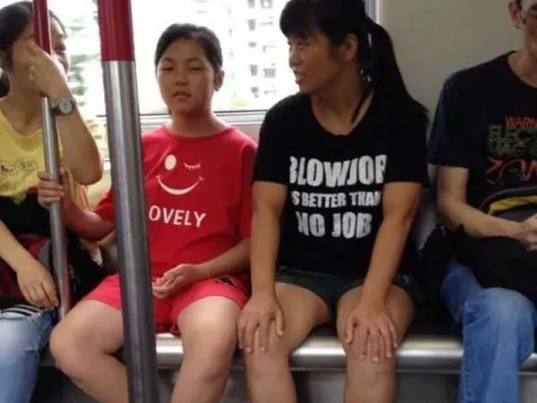 Kao &scaron;to ljudi s tetovažama kineskih znakova vjerojatno po sebi imaju ispisane kojekakve smije&scaron;ne stvari, tako i Azijati nose majice s potpuno neprikladnim natpisima jer ih jednosatno ne razumiju.