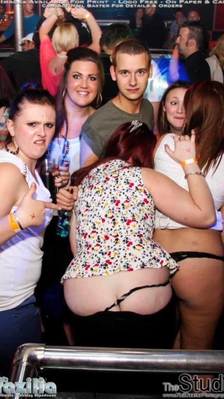 SODOMA I GOMORA! Već dugo nismo vidjeli tako sramotne fotke iz noćnih klubova