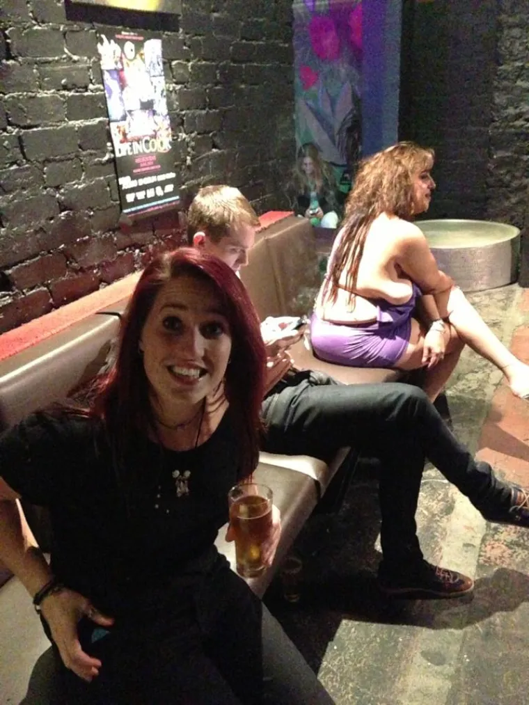 SODOMA I GOMORA! Već dugo nismo vidjeli tako sramotne fotke iz noćnih klubova