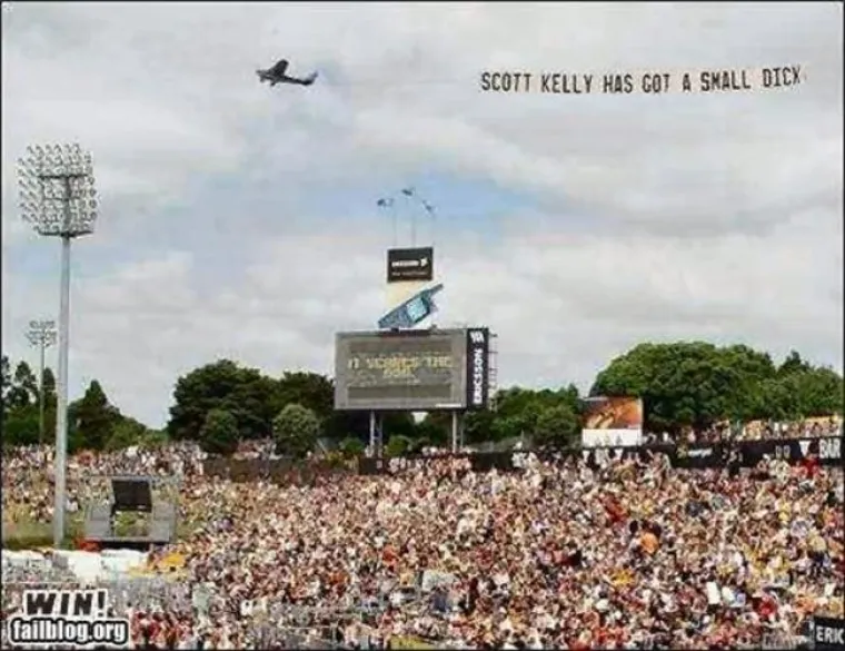 KAD SE ZAMJERITE KRIVOJ ŽENI: Javno poniženje koje malo koji frajer može 'progutati'