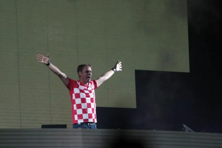 Drugi dan Ultra Europe festivala, Armin Van Buuren