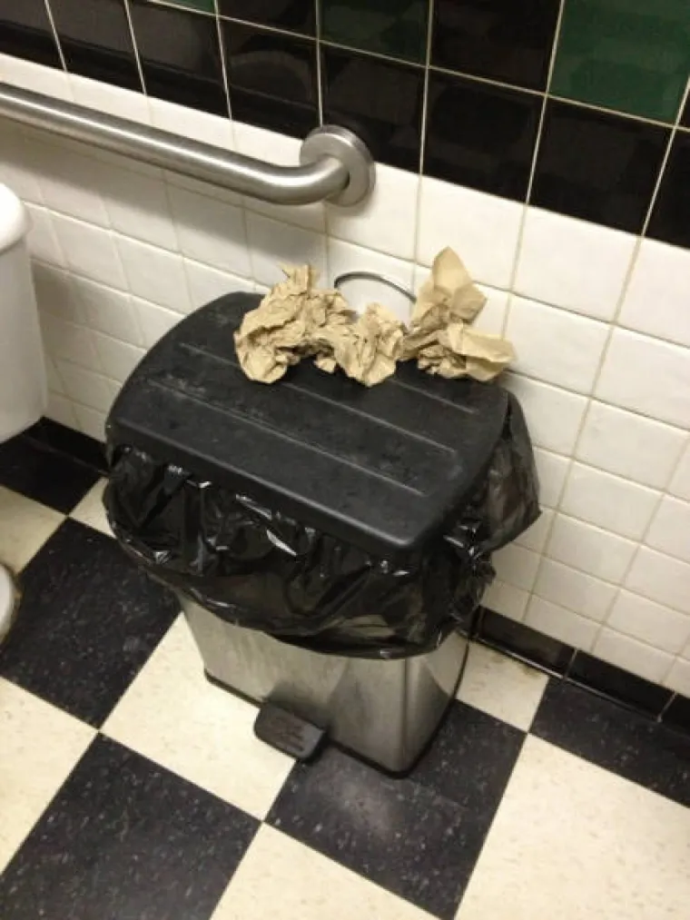 SRAMOTA ZA GLEDATI: Zar je moguće da mogu biti tako nevjerojatno lijeni???