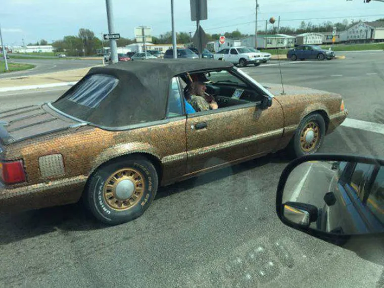 ZAVODNICI I MAČO TIPOVI NA CESTI: Želite li uloviti komade, (ne)vozite ovakve 'makine'!