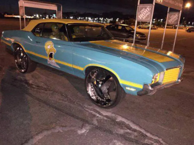 ZAVODNICI I MAČO TIPOVI NA CESTI: Želite li uloviti komade, (ne)vozite ovakve 'makine'!