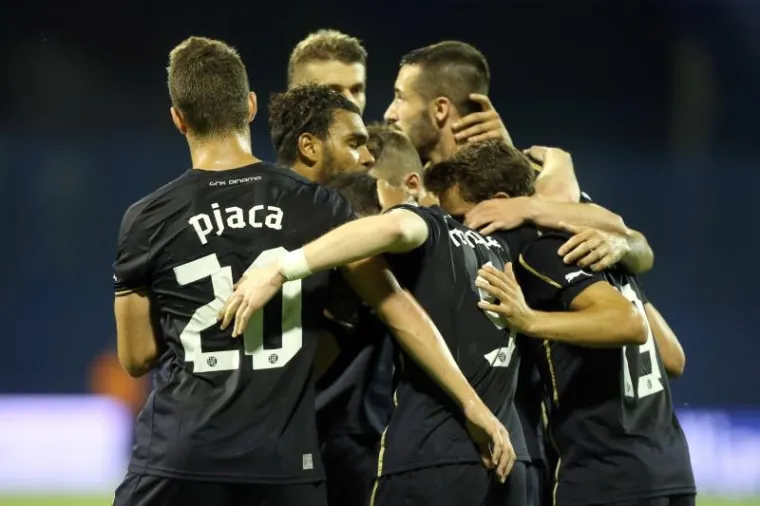 MAMIĆ U LOŽI: Dinamo na jalov način krenuo u lov na Ligu prvaka