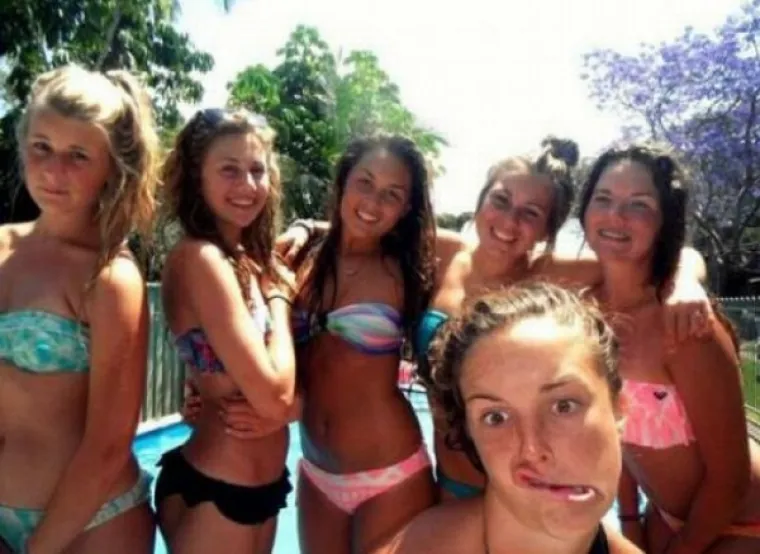 Samo su se htjeli malo slikati na plaži, s prijateljima ili jednostavno pokazati svoj novi bikini. No, stvari im nisu baš išle po planu...