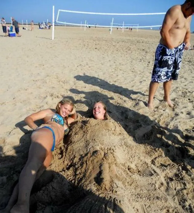 Samo su se htjeli malo slikati na plaži, s prijateljima ili jednostavno pokazati svoj novi bikini. No, stvari im nisu ba&scaron; i&scaron;le po planu...