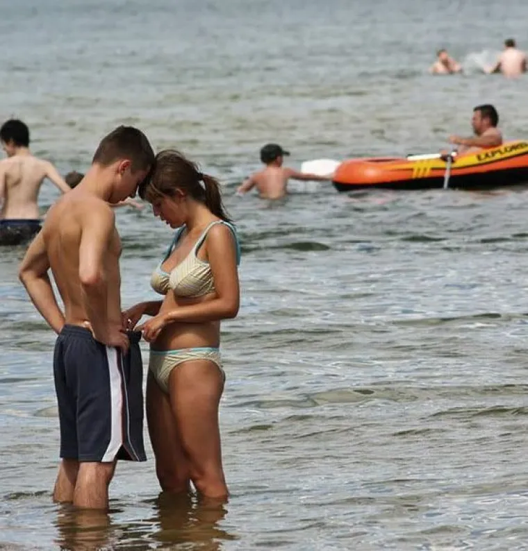 Samo su se htjeli malo slikati na plaži, s prijateljima ili jednostavno pokazati svoj novi bikini. No, stvari im nisu ba&scaron; i&scaron;le po planu...