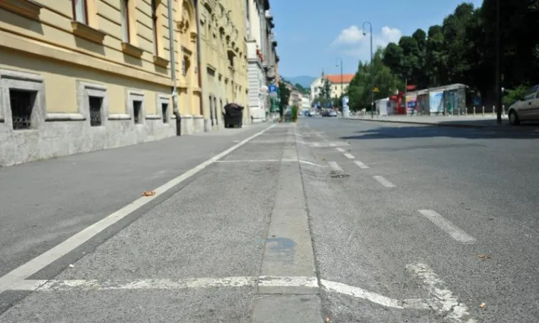 Dok je centar Zagreba bio pust, osvježen je se tražilo na gradskim kupali&scaron;tima,  palažama pa čak i nekim fontanama!