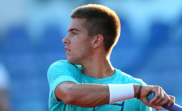 Dan uoči meča protiv Marcela Granollersa u 1. kolu turnira u Umagu, mladi hrvatski tenisač Borna Ćorić trenirao je u društvu Gorana Ivaniševića.