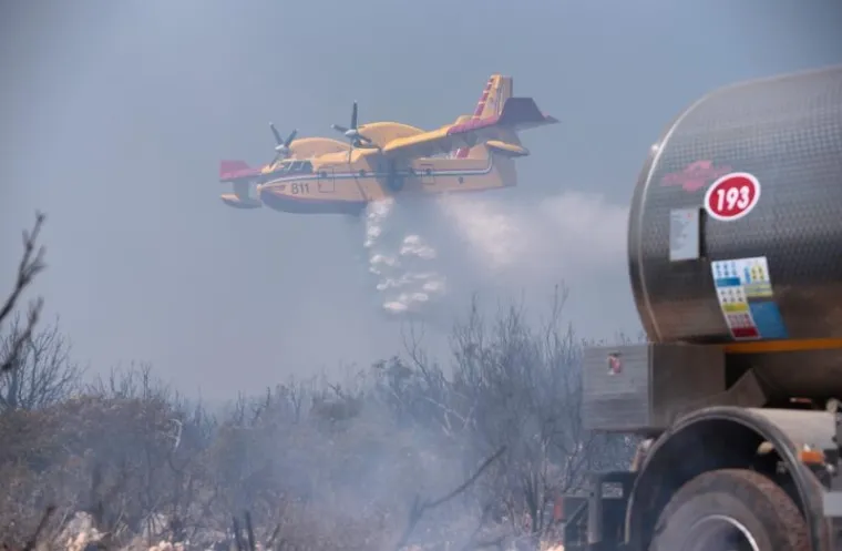 Požari obilježili početak tjedna: gorjelo na Korčuli i Pelje&scaron;cu, vatrogasci ulagali nadljudske napore