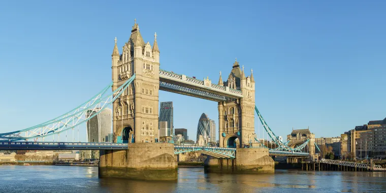 London je grad koji je, među ostalim, definiran i svojim mostovima - njih ukupno 200, uključujući svjetski poznati Tower Bridge.