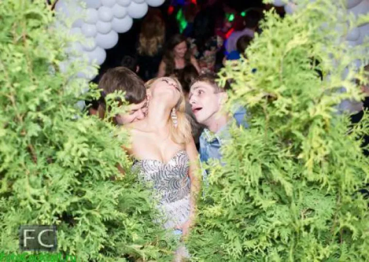 Ruski noćni klubovi su zona sumraka u kojoj se mije&scaron;aju seksi, bizarno i jadno