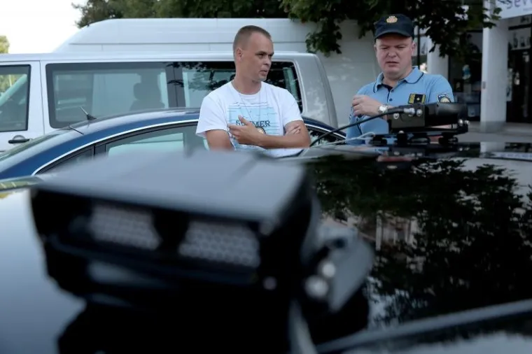 VOZAČI, OPREZ! Radari vas čekaju na stupovima