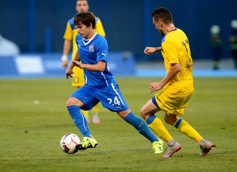 'JEDNE LJETNE VEČERI': Dvije ljepotice gledale Dinamovo razbijanje zapre&scaron;ićkog Intera