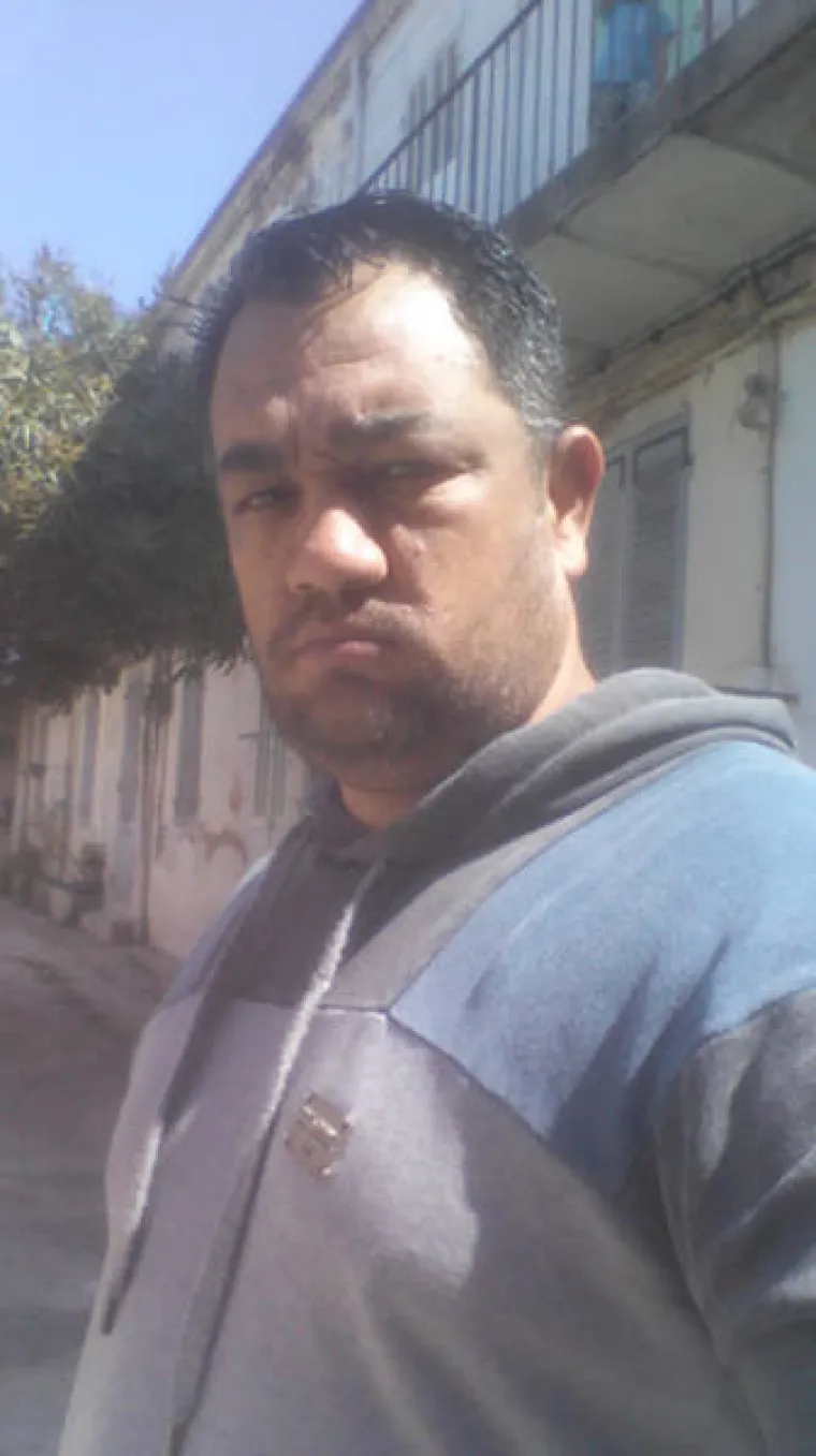 NAJGLUPLJI LOPOVI U EUROPI: Slikali se ukradenim mobitelom koji automatski objavljuje slike online