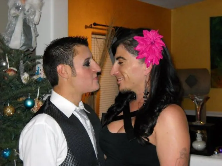 Možda je morbidno, ali je isto tako i urnebesno, morate priznati...