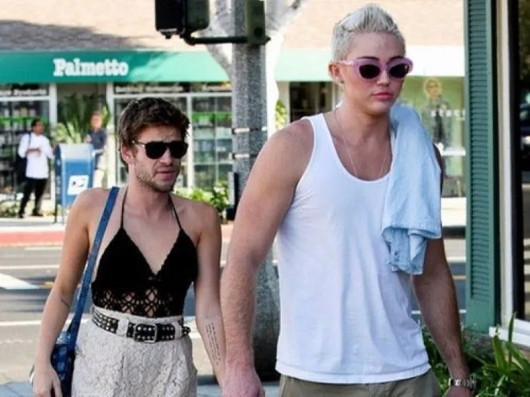 Možda je morbidno, ali je isto tako i urnebesno, morate priznati...