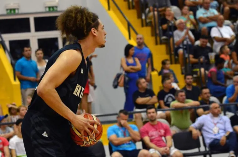 USPJE&Scaron;NA VEČER: Pobjeda hrvatskih ko&scaron;arka&scaron;a u Slavonskom Brodu