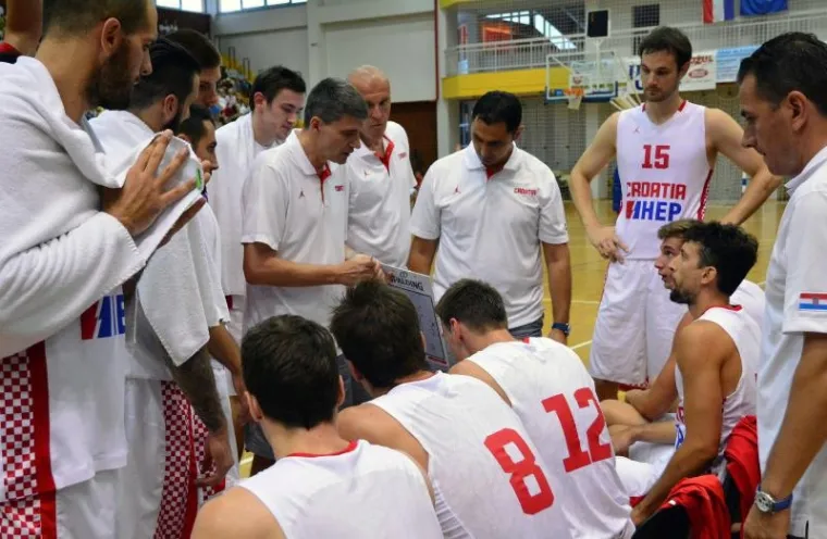 USPJE&Scaron;NA VEČER: Pobjeda hrvatskih ko&scaron;arka&scaron;a u Slavonskom Brodu