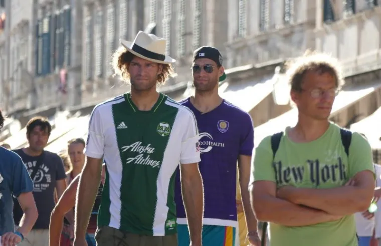 Slavna košarkaška braća, blizanci Brook i Robin Lopez, na odmoru su u Hrvatskoj.