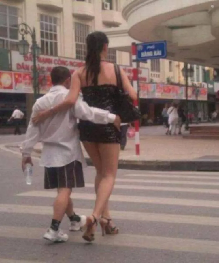 KOJA JE NJIHOVA TAJNA? Možete li pogoditi kako su ovi parovi zavr&scaron;ili skupa?