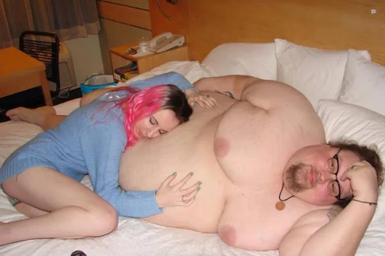 KOJA JE NJIHOVA TAJNA? Možete li pogoditi kako su ovi parovi zavr&scaron;ili skupa?