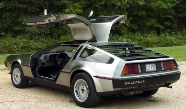 Legendarni DeLorean DMC-12. proizvedeno ih je 9500, a oko &scaron;est i pol tisuća ih jo&scaron; možete vidjeti na cestama.