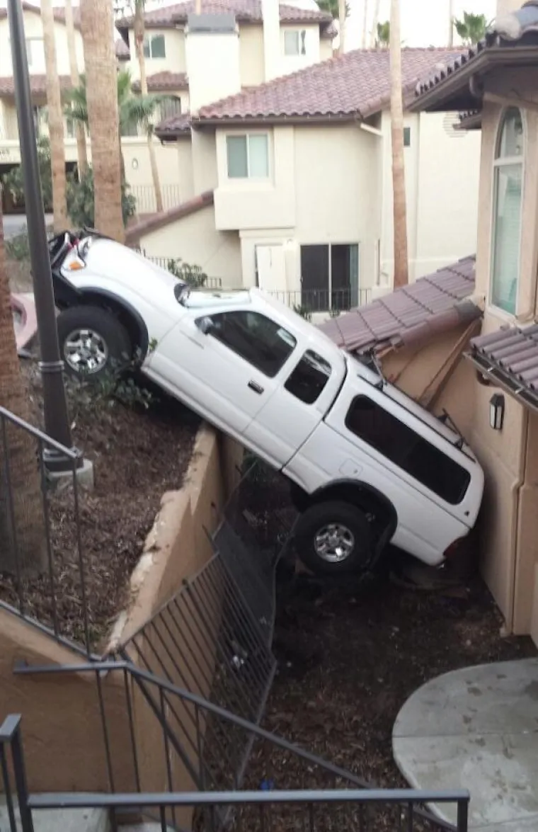 NEMAJU SREĆE ILI PAMETI? Kako su uopće uspjeli zavr&scaron;iti u ovakvim nesrećama?