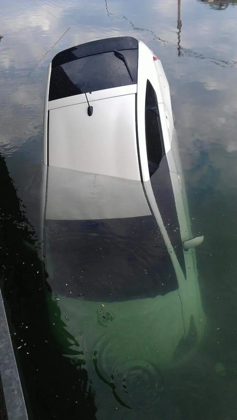 NEMAJU SREĆE ILI PAMETI? Kako su uopće uspjeli zavr&scaron;iti u ovakvim nesrećama?