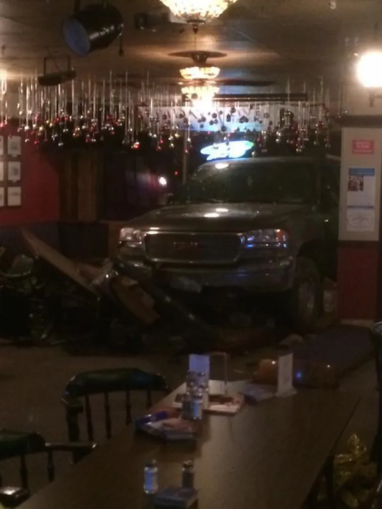 NEMAJU SREĆE ILI PAMETI? Kako su uopće uspjeli zavr&scaron;iti u ovakvim nesrećama?