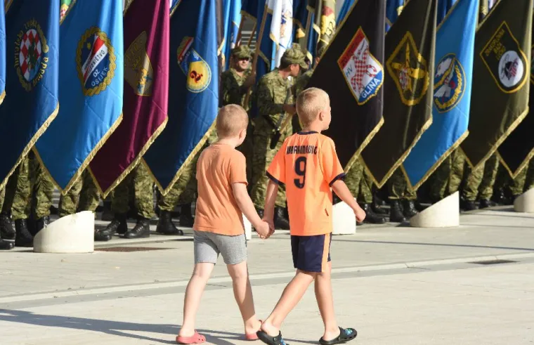 Uoči proslave 20. obljetnice vojno-redarstvene akcije Oluja u Kninu održana generalna proba