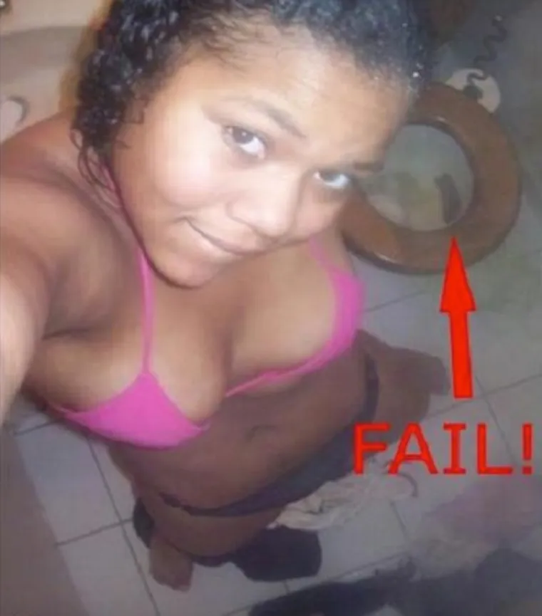 SVAKI IMA SVOJ FAKTOR: Ovo su najgluplji i najbizarniji 'sebići' ikada snimljeni!